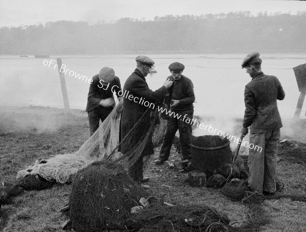 SALMON FISHERS AT BLACKROCK